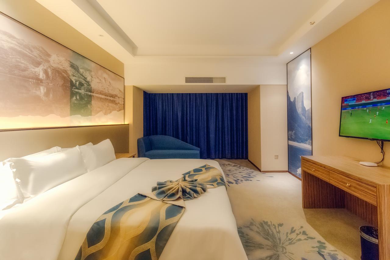 Manhatton Hotel Guilin North Railway Station מראה חיצוני תמונה
