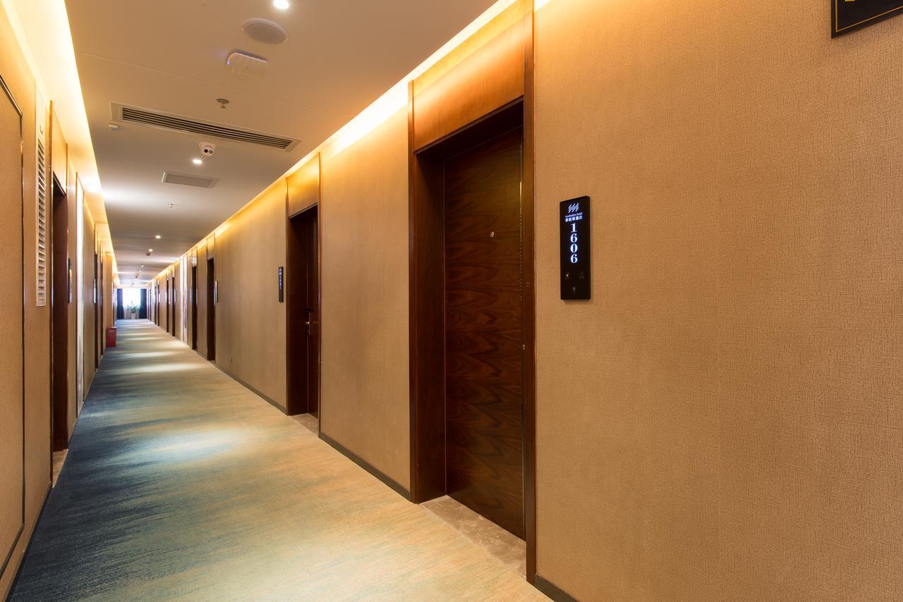 Manhatton Hotel Guilin North Railway Station מראה חיצוני תמונה