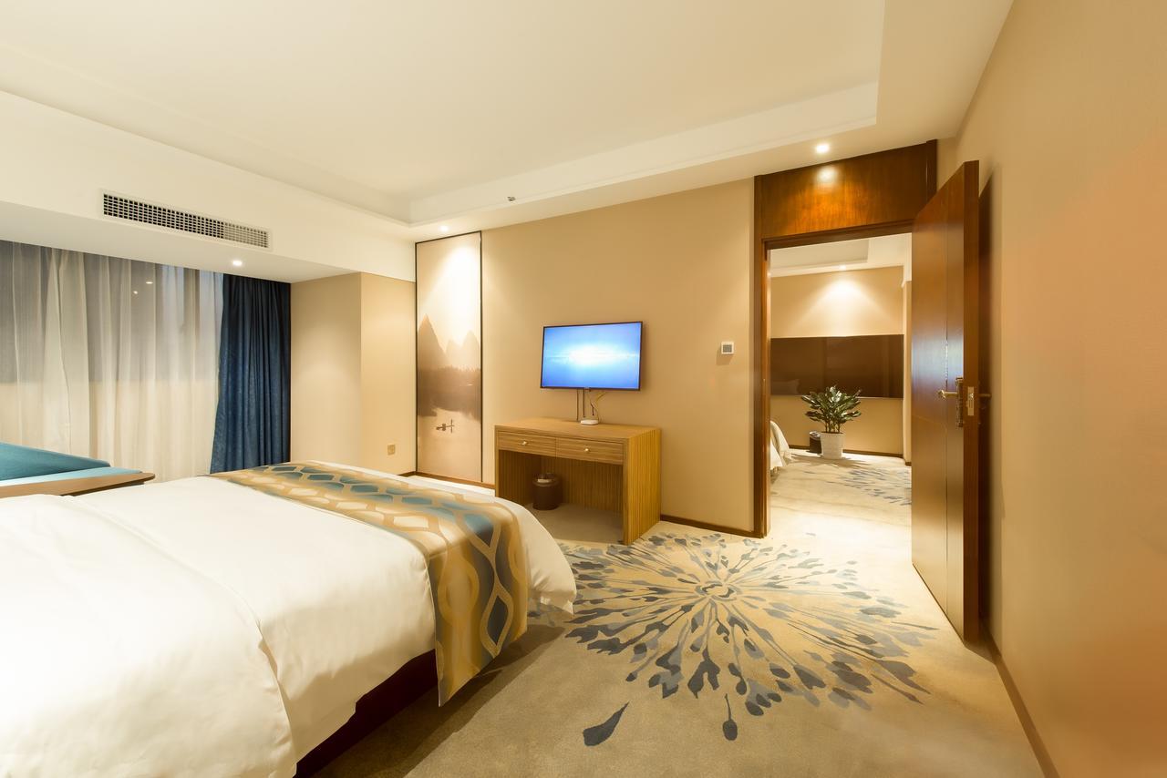 Manhatton Hotel Guilin North Railway Station מראה חיצוני תמונה