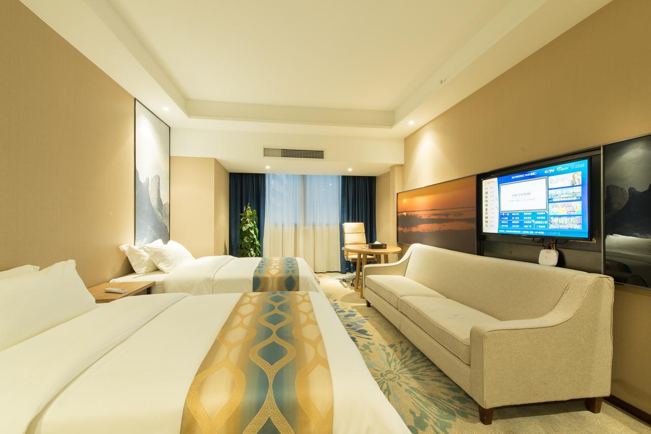 Manhatton Hotel Guilin North Railway Station מראה חיצוני תמונה